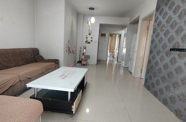 站前街，西湖馨园，商品房刚需电梯小洋房，跟  对门