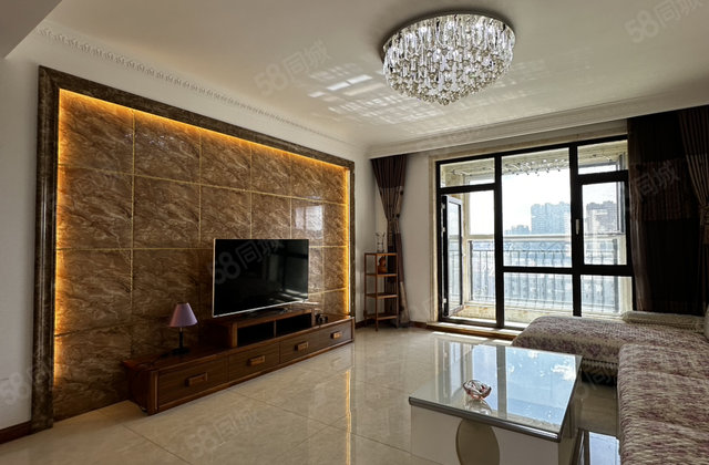 山语城3室2厅1卫122㎡南北68.8万