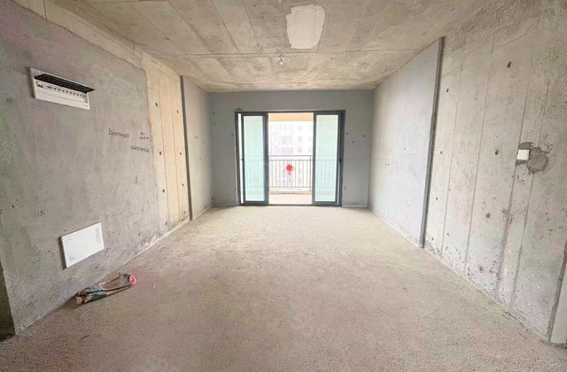 岭福家苑4室2厅142.26㎡145万二手房图片