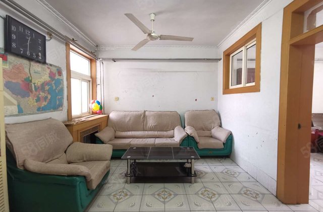 文轩外国语老一中实验检察院家属院教育局文轩花园停车方便