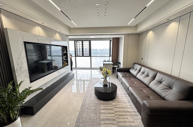 大河印象4室2厅143.5㎡140万二手房图片