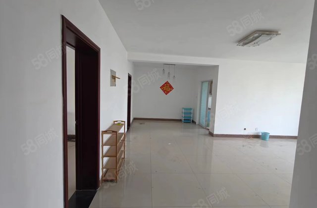 凤凰新城(东区)小三居刚需 视野好 近医院 购物方便！