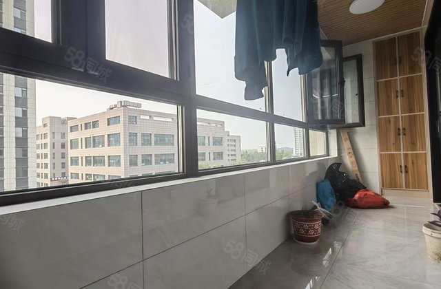 急售一实验外国语奥森东医桂馨苑 产权清晰 小三房 正南朝向