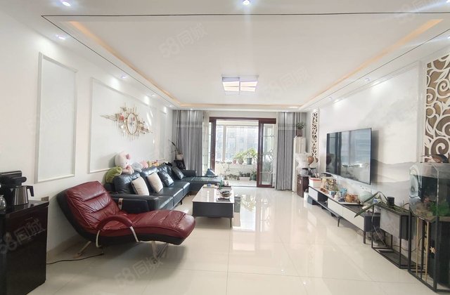 润景苑 大平层 三叶草户型 双阳台 车位储藏室