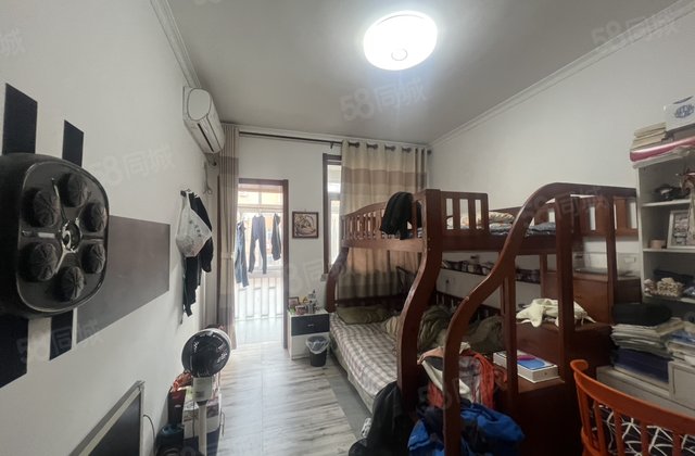 文轩总部 一中外国语 花20万精装 地暖房 拎包入住