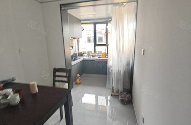 文轩总部 东昌湖边  县医院家属院精装 三室停车方便