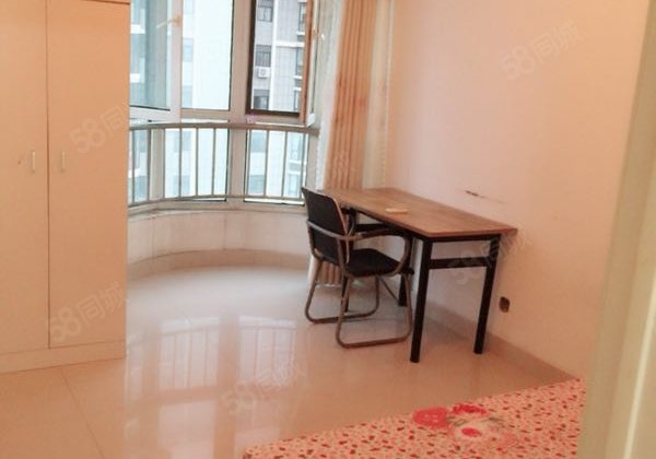 东昌中学本部片区，三中、金鼎、振华、银座商圈。房东直买