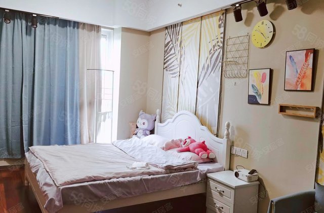 环球金融城1室1厅47.67㎡22万二手房图片