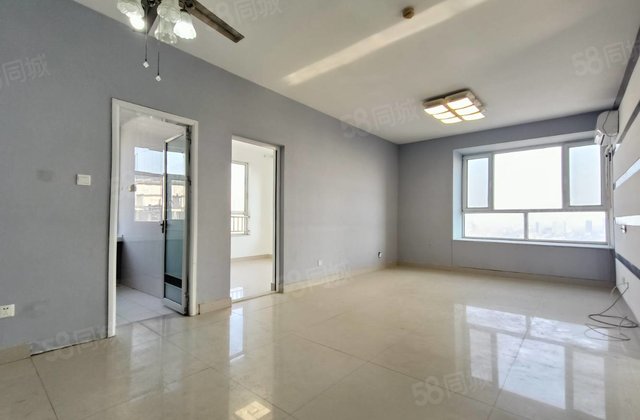 免大税！二中附近 金柱大学城 东边户三室两厅，全明户型，带储