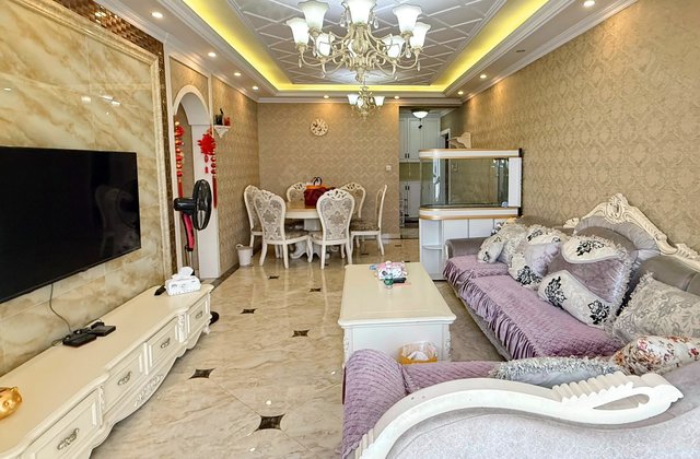 五彩城西区3室2厅101㎡100万二手房图片