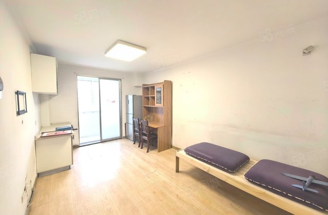 东方之珠1室1厅53.2㎡38.5万二手房图片