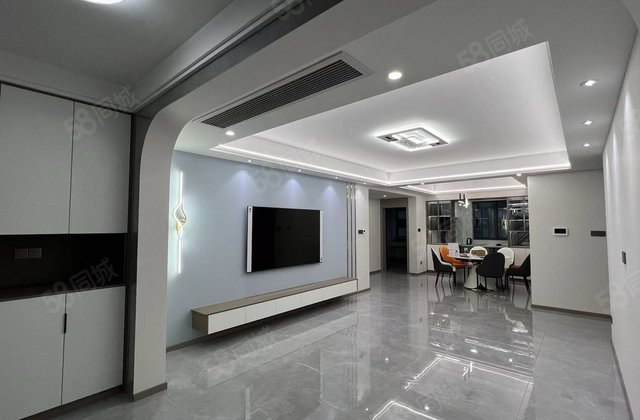 国翠公馆3室2厅140㎡125万二手房图片