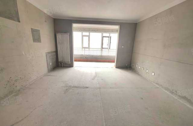 水景苑3室2厅148㎡153万二手房图片
