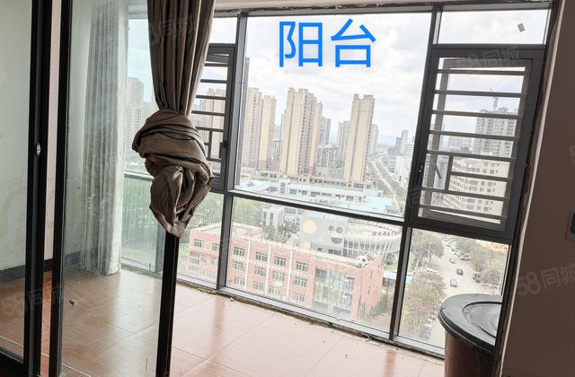 滨海壹号4室1厅140㎡36万二手房图片
