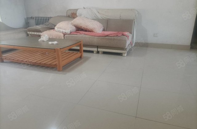 急售市中心东昌本部一品家苑附近三室 好楼层带露台停车方便