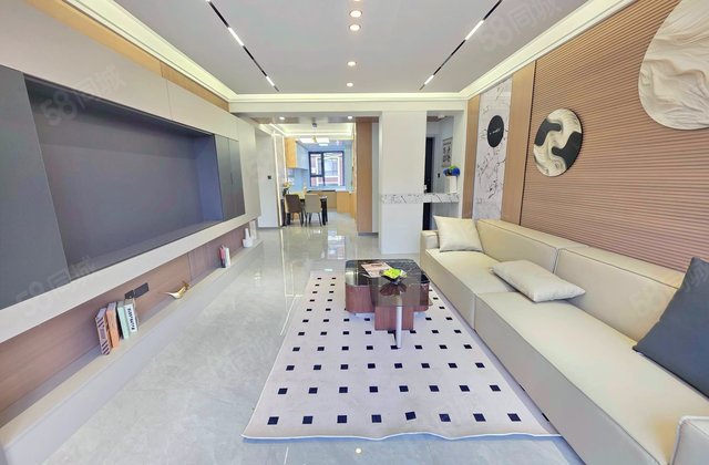 荷兰小镇2室2厅88.05㎡30.6万二手房图片