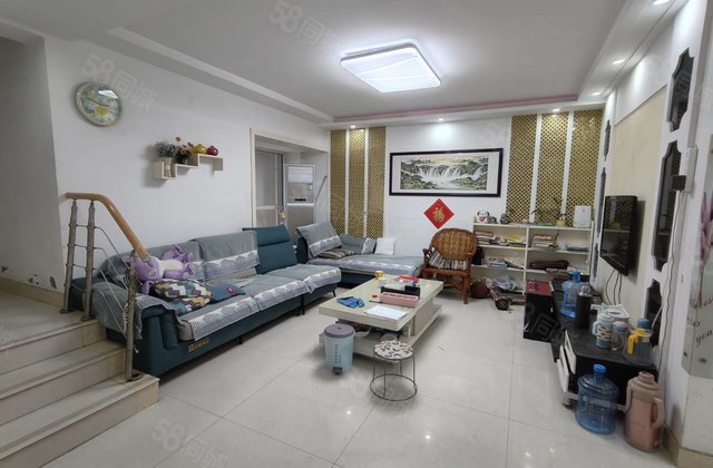 急售 洋气错层 送车位储藏室免大税 三室两厅两卫 阿尔卡迪亚