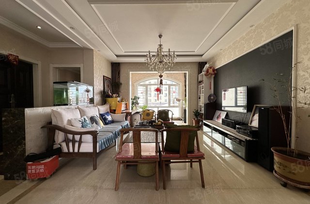 凡尔赛颐阁(凡尔赛观邸)3室2厅120㎡82万二手房图片