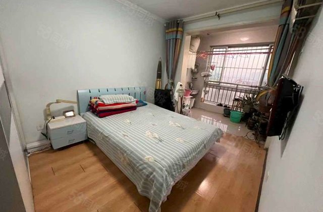 急售东昌中学 北顺新城 中华御苑 带车位储藏室精装修 免大税