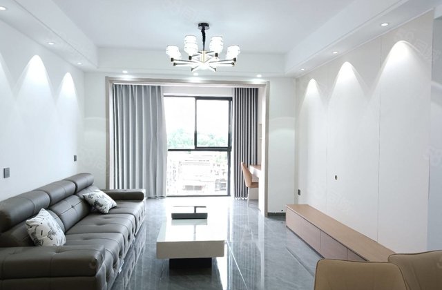 舜天尚美国际二期3室2厅100㎡39.8万二手房图片