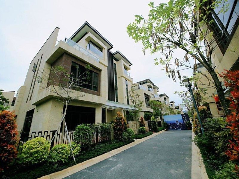 番禺天颐华府 带装修别墅 全明地下室 送花园送露台