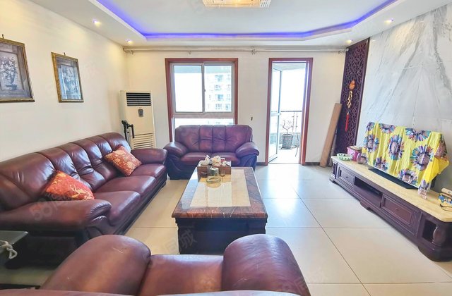 劲力蓝色理想3室2厅134.85㎡95万二手房图片