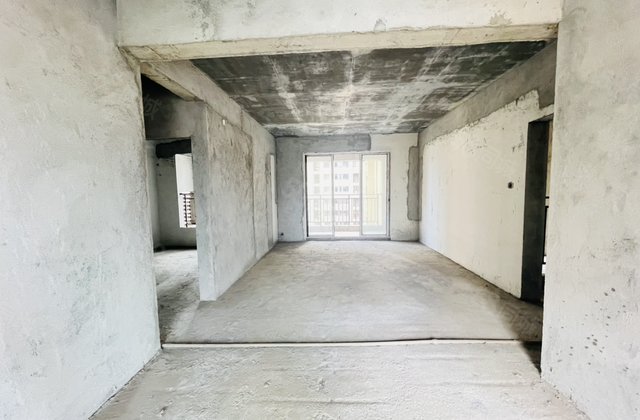银泰红城(六七期)3室2厅128㎡86万二手房图片