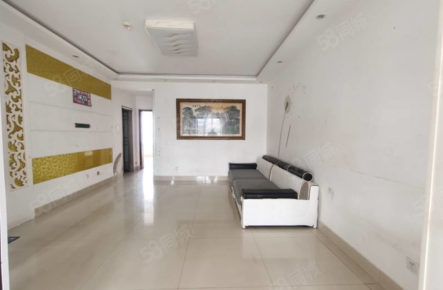 阳光     ~月亮湾B区~城市之尊附近~房东诚心出售免大税