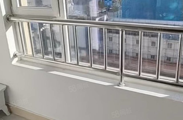 东昌壹号院北临鑫亚公司家属院电梯新房未住 单价五千多