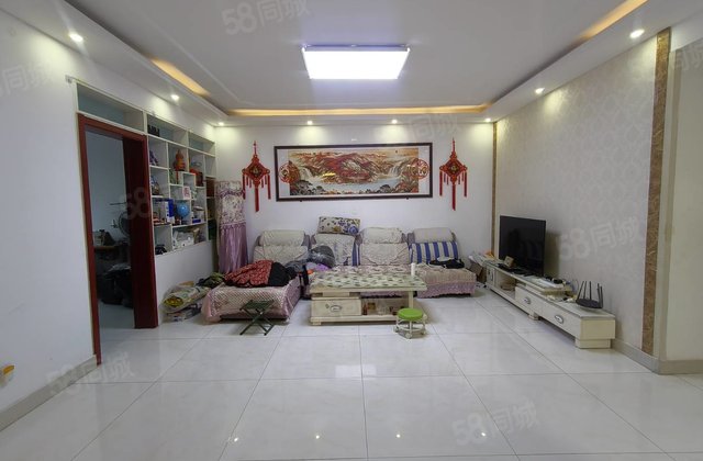 水岸花语旁！电梯房！单价6000多！小高层！精装四室！带储！