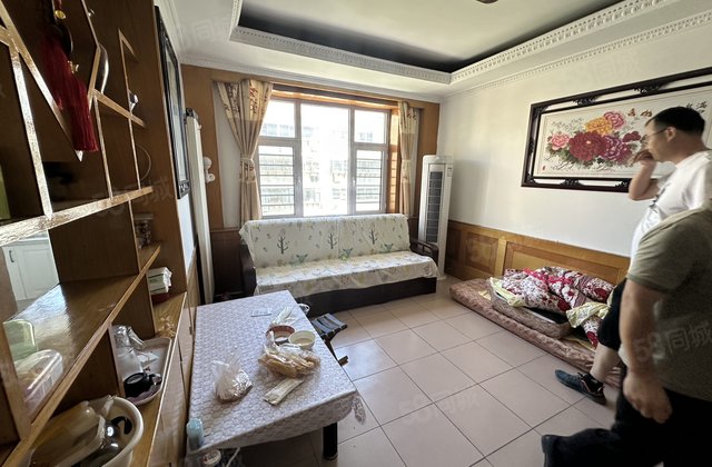 东昌本校 装饰公司家属院 益民胡同 精装四楼 带家具随时看房