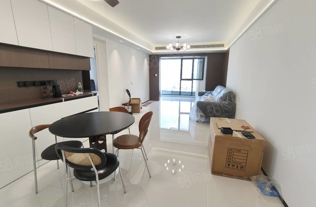 建设路上 时代美景东 双阳台双卫 精修   现房