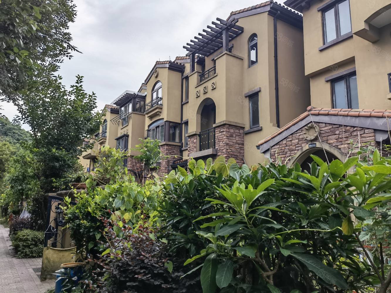 柯桥别墅望府西鉴园大花园