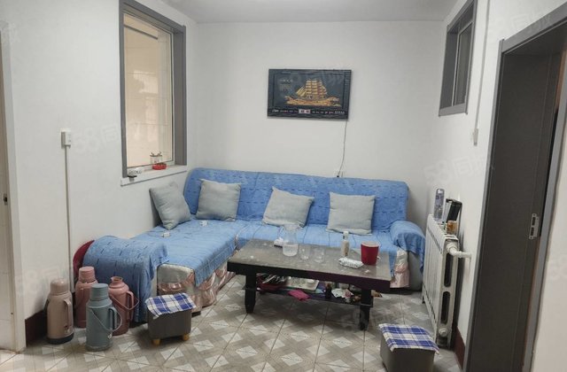 37万 新区   六中 市中心 两居室 总价便宜