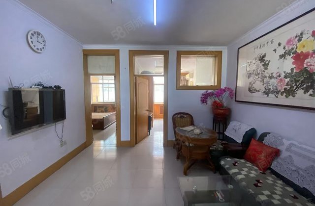 兴华路 东昌 一墙之隔 步梯三楼 带储藏 市委家属院 领秀城