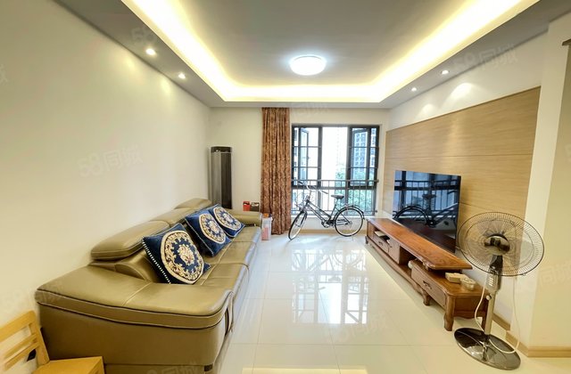 万科金润华府2室2厅65㎡135万二手房图片