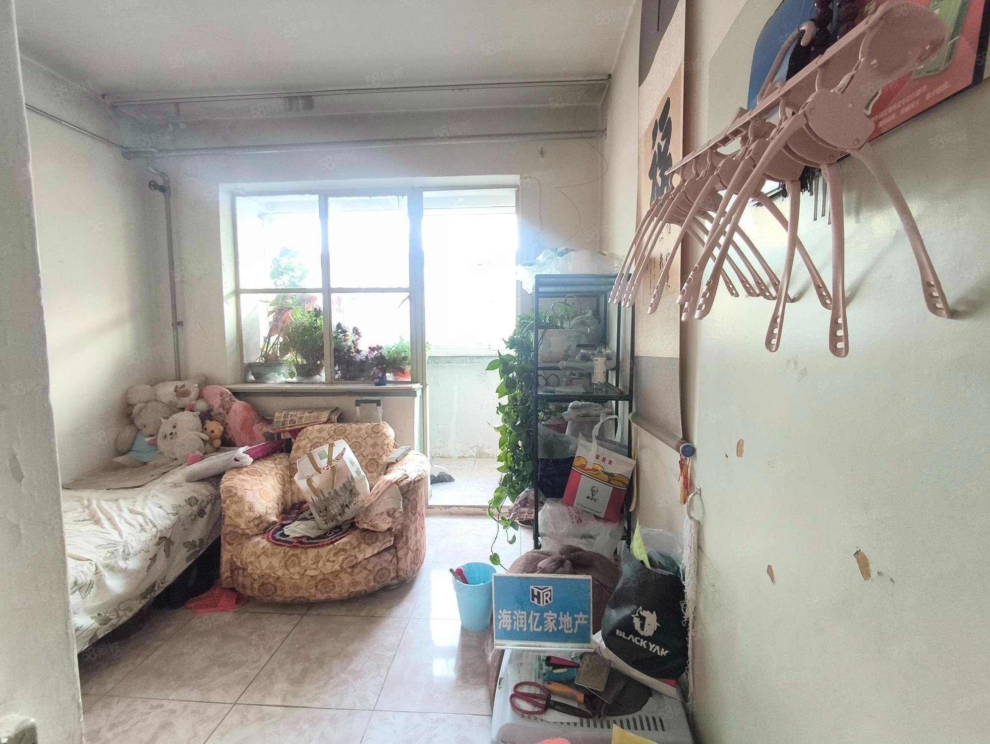 恒安小區(qū)3室1廳1衛(wèi)84㎡南北115萬