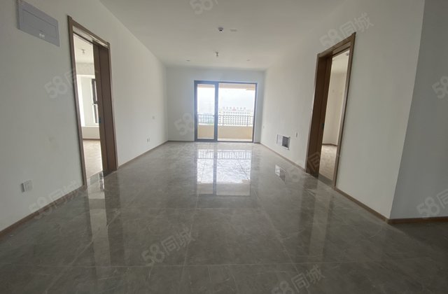 闸口东关瑞府三叶草户型 东边户