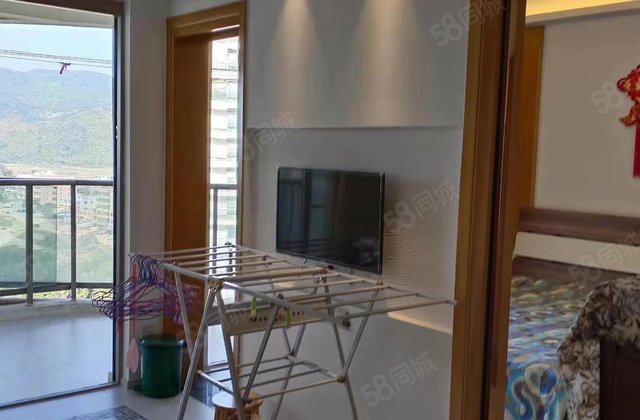 保利半岛1号2室1厅66.68㎡110万二手房图片