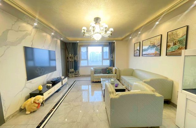 保利中央公园4室2厅147.14㎡95.9万二手房图片