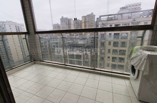 金凤朝阳2室2厅93.5㎡39万二手房图片