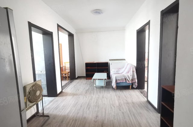 急售 万达 五中 财校家属院 多层二楼 免大税 送储藏室