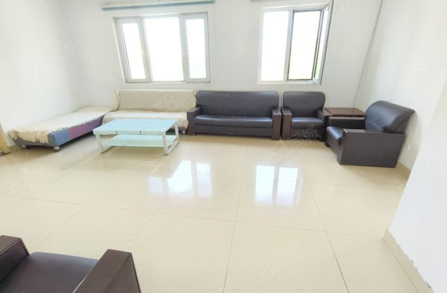 人民公园旁 三室边户 送20多平储藏室