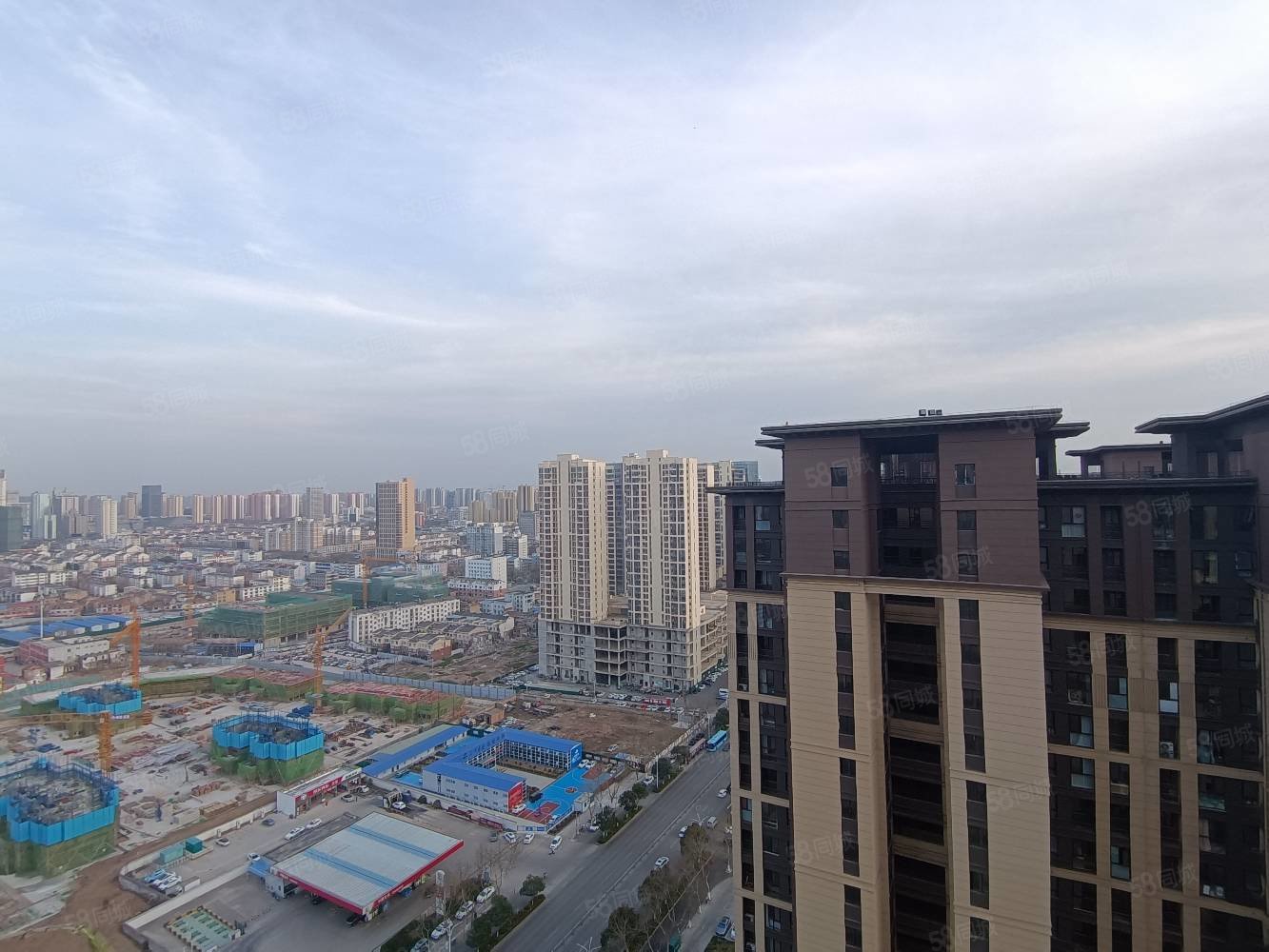 吾悦华府产证满二年无大税,观景楼层,采光全天无遮挡,吾悦广场-宿州58