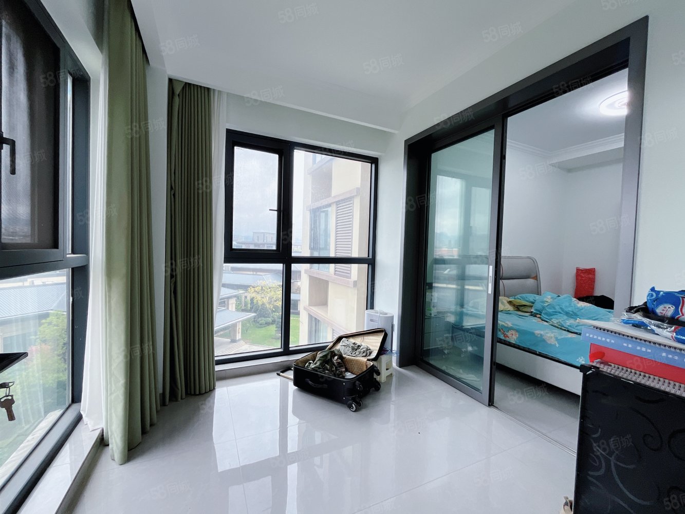 航旅和润居3室2厅2卫126㎡南北68.8万