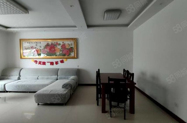 东昌东校一墙之隔三室两厅两卫 带车位储藏室 免大税 好楼层