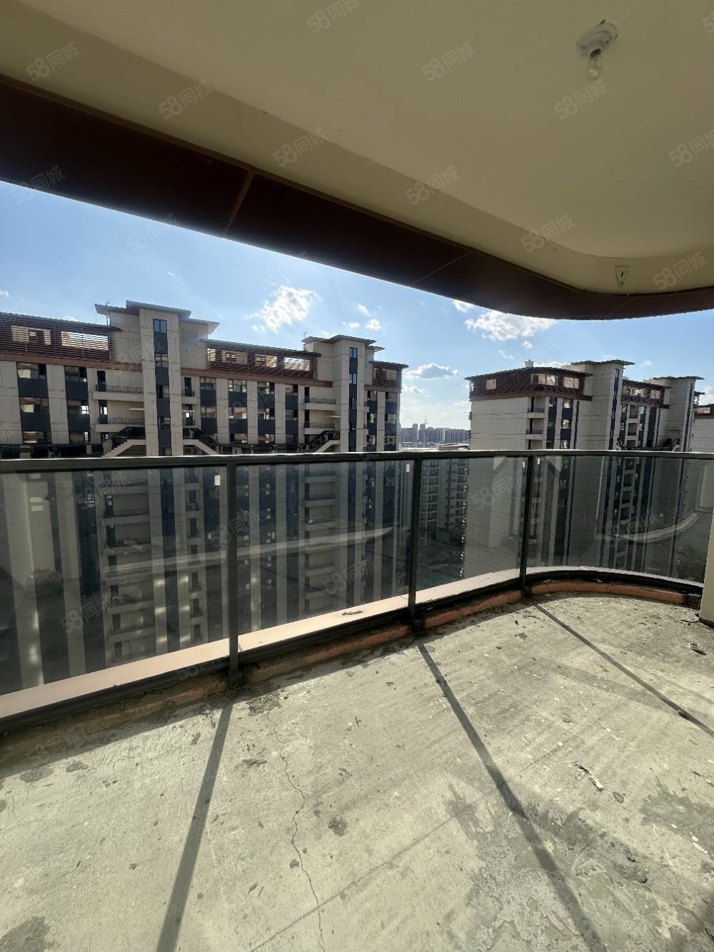 玉圭园3室2厅3卫135㎡南北67.6万