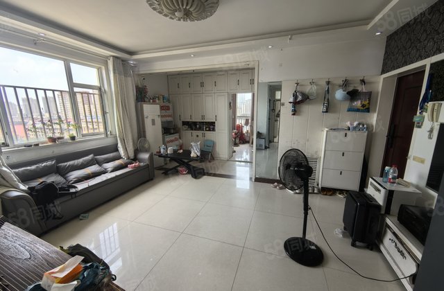 七中 电梯三室 边户 亚大怡景 免大税 急卖