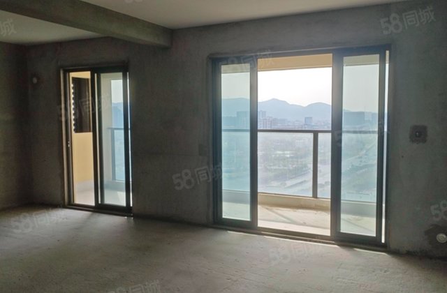 金辉优步东方4室2厅140㎡123万二手房图片