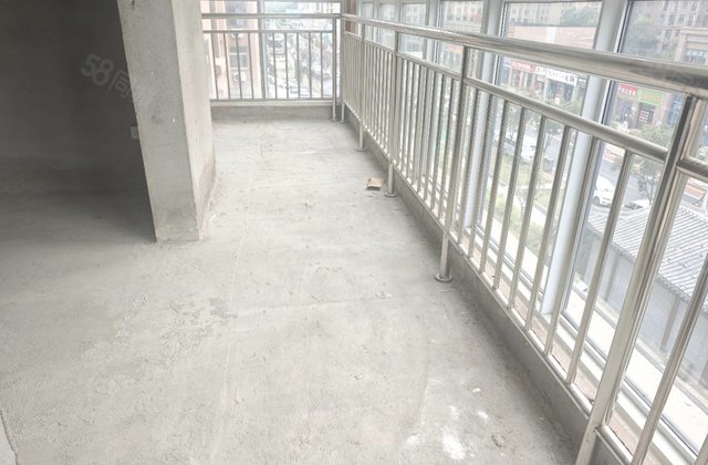 双汇欧洲故事3室2厅154㎡80万二手房图片